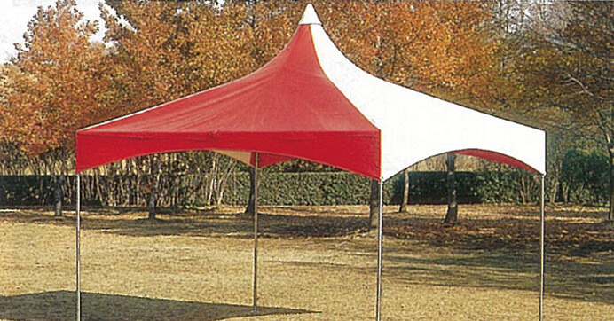 連棟が可能で見る目も楽しませてくれる「ロイヤルパワーテント」