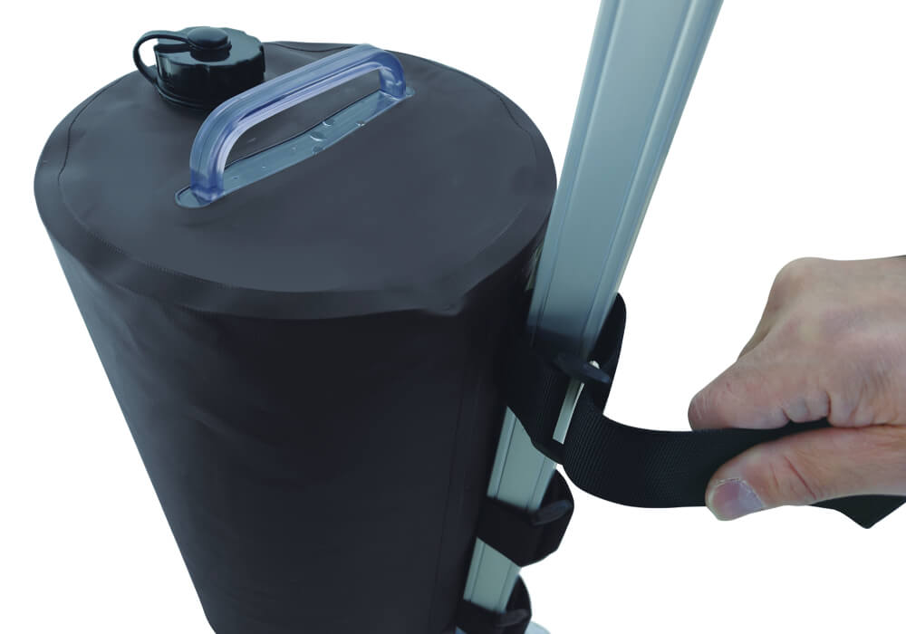 重り・ウェイトを装着して風対策を行う